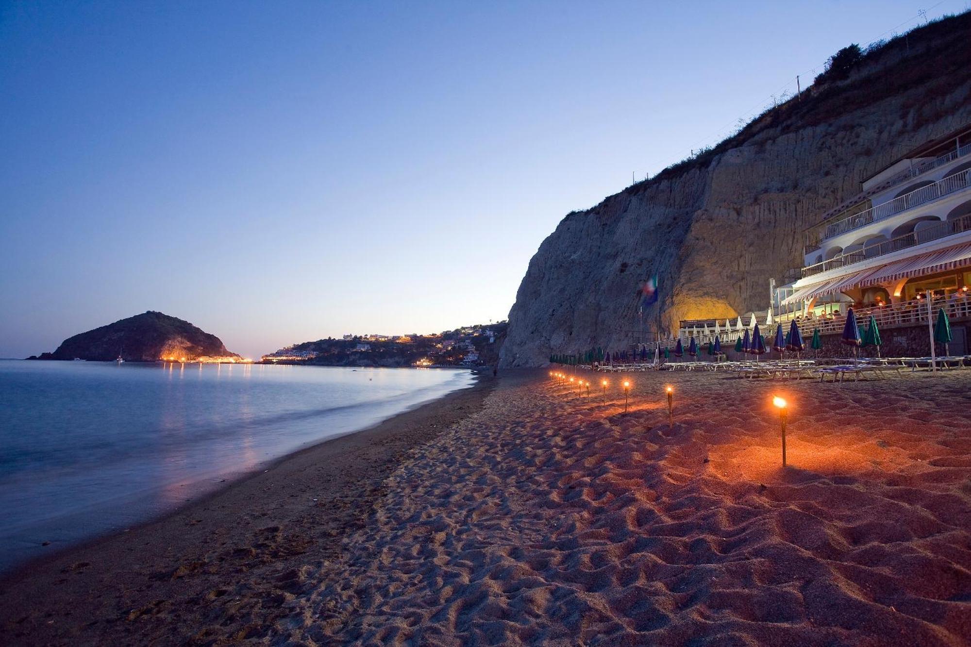 Hotel Vittorio Beach Resort Barano dʼIschia Exterior foto