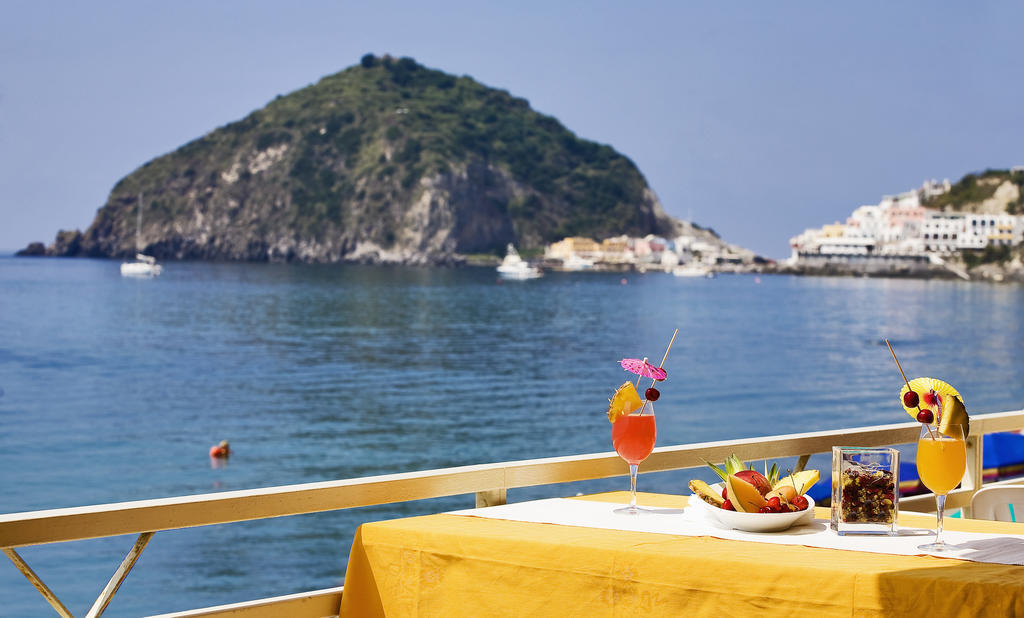 Hotel Vittorio Beach Resort Barano dʼIschia Exterior foto