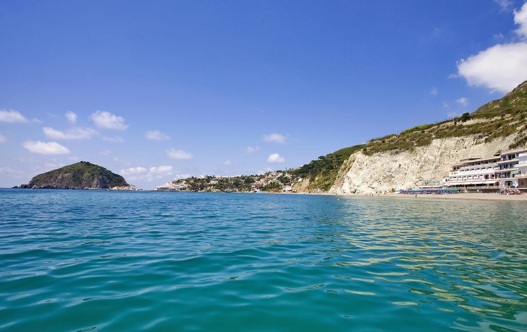 Hotel Vittorio Beach Resort Barano dʼIschia Exterior foto