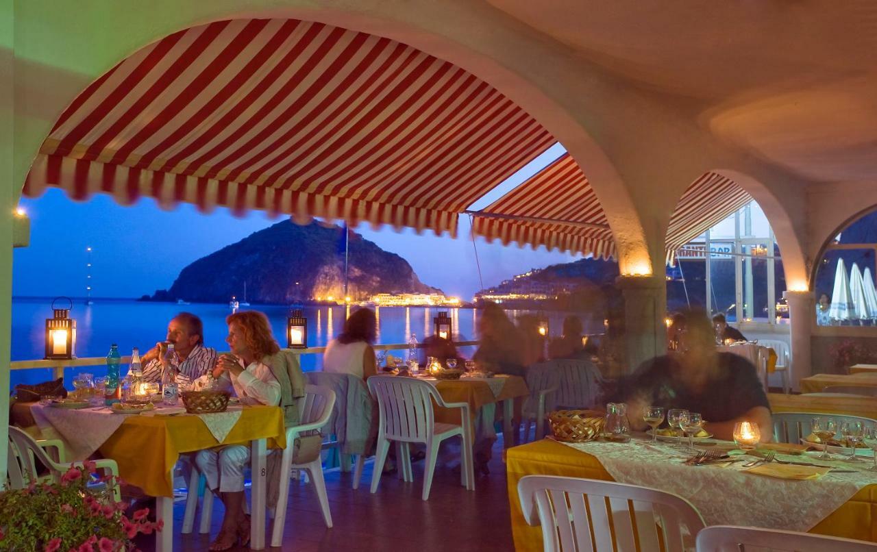 Hotel Vittorio Beach Resort Barano dʼIschia Exterior foto